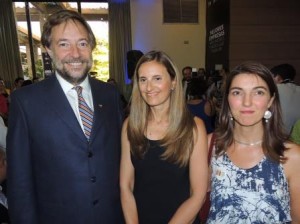 Ministro Pedro Pablo Errázuriz, Paula y Catalina Delpiano